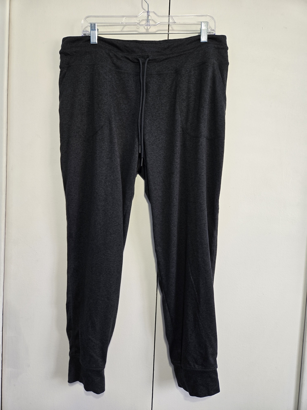 Lolë Joggers XL Gray Lounge Pants Athleisure Drawstring Soft Stretch